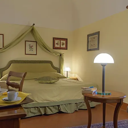 Relais Il Chiostro Di Отель Пиенца
