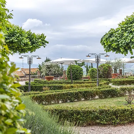 Relais Il Chiostro Di 4*