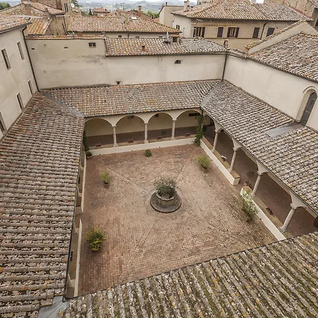 Отель Relais Il Chiostro Di Пиенца