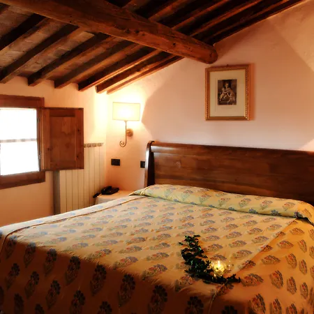 Отель Relais Il Chiostro Di