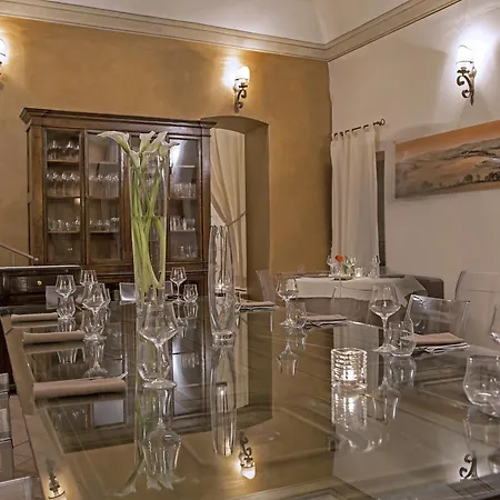 Relais Il Chiostro Di Пиенца
