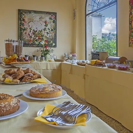 Relais Il Chiostro Di 4* Пиенца
