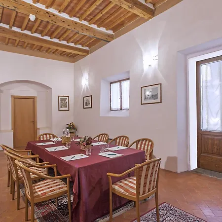 Relais Il Chiostro Di Пиенца