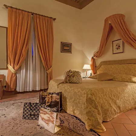 Relais Il Chiostro Di Отель Пиенца