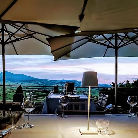 Relais Il Chiostro Di Отель 4*
